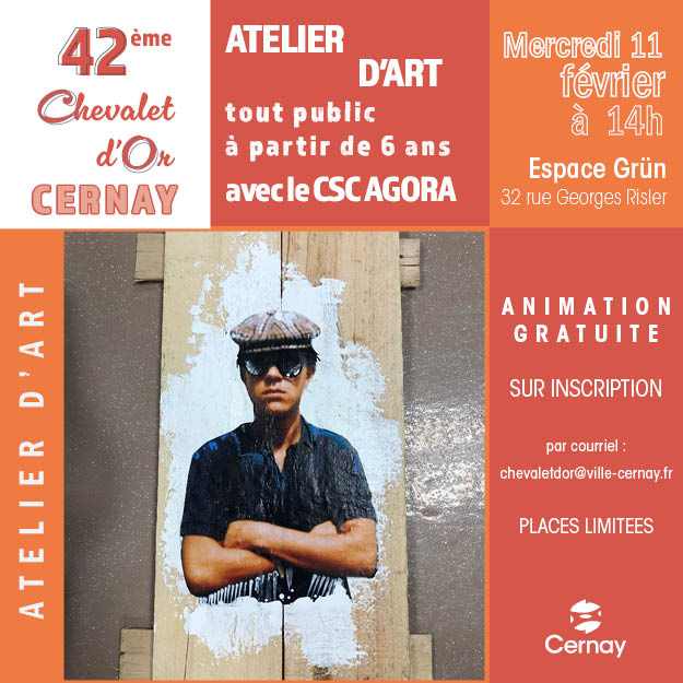 On y voit un portrait d'un enfant coll&eacute; sur des cagettes.