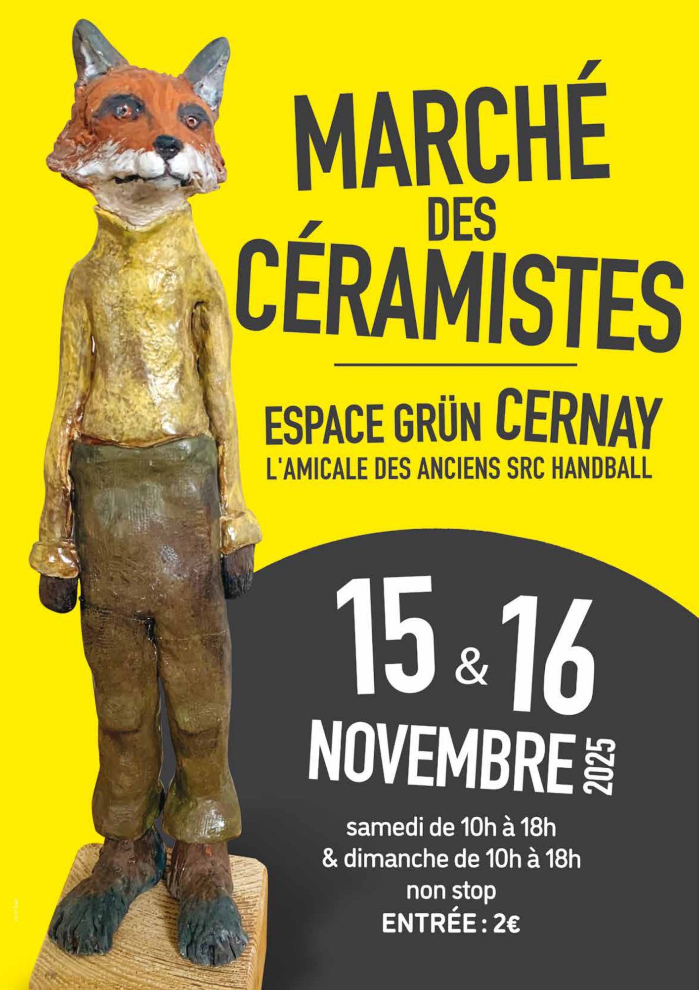 251115 et 16 - Marché des céramistes - Espace Grün - Cernay On y voit une statue en céramique d'un renard avec un pantalon et un pull