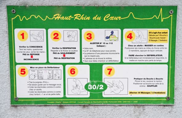 D&eacute;fibrilateur - explication utilisation